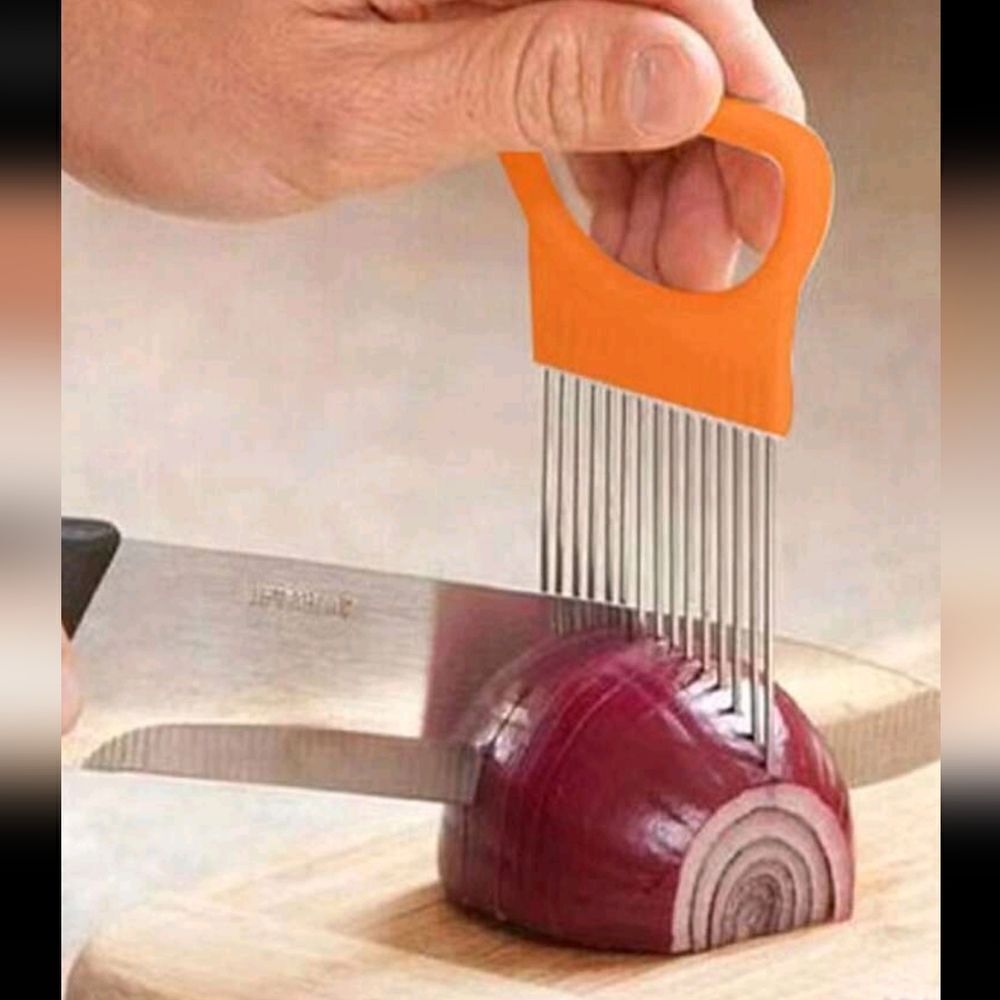 💕 $6 Bundled 1pc Stainless Steel Cutter Helper Gadget